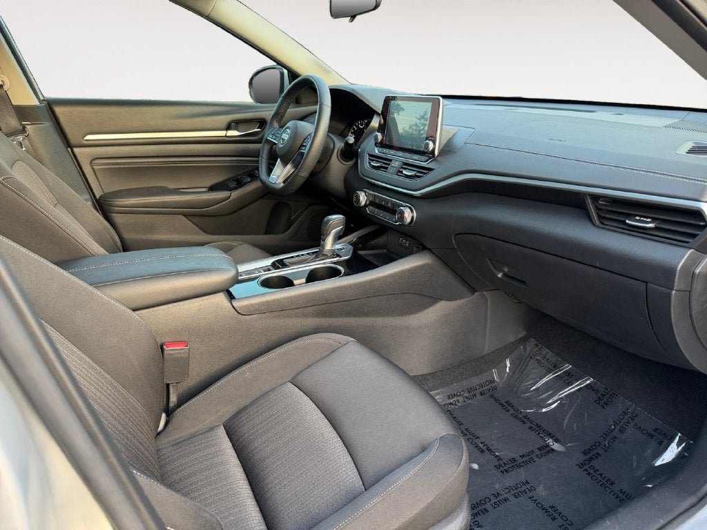 Used 2021 Nissan Altima 2.5 SV w/ SV Premium Package FWD image 27