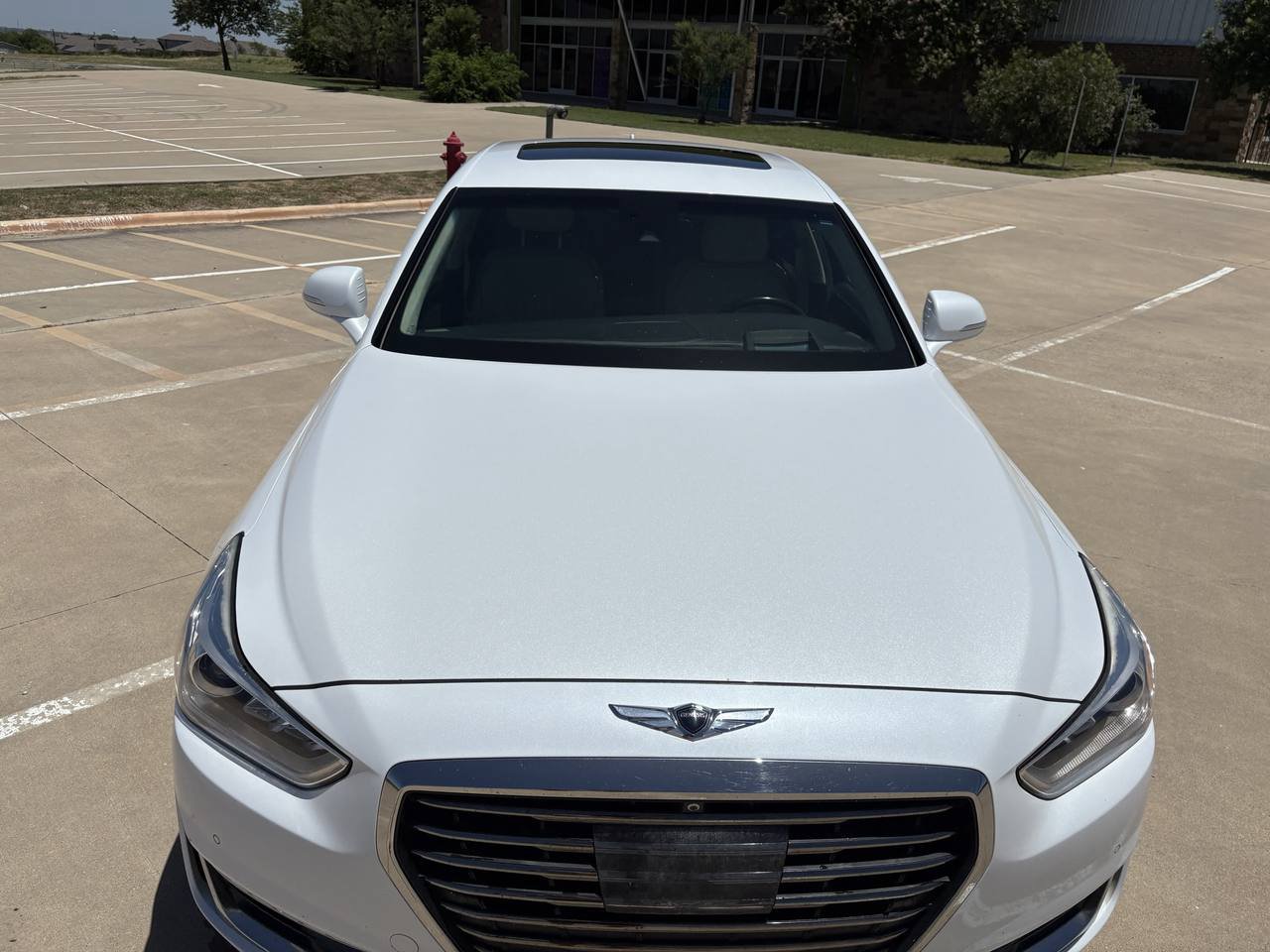 Used 2017 Genesis G90 3.3T Premium RWD image 8