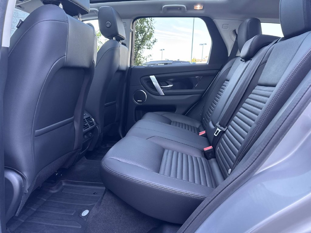 Certified 2025 Land Rover Discovery Sport S AWD/4WD image 15