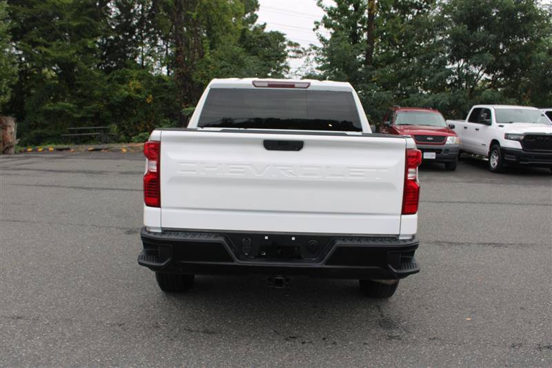 Used 2022 Chevrolet Silverado 1500 W/T w/ Trailering Package AWD/4WD image 7