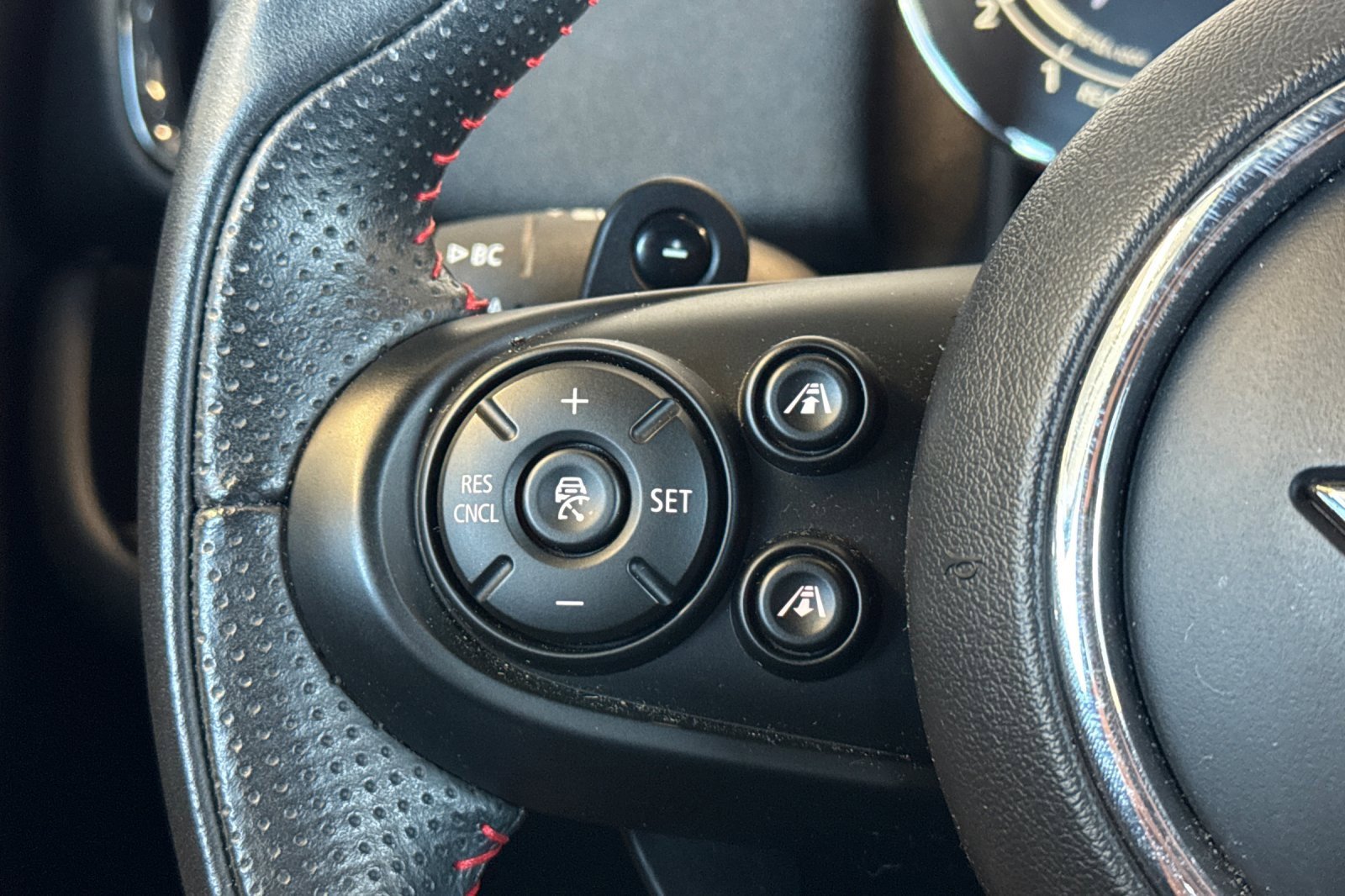 Used 2021 MINI Cooper Countryman S w/ Driver Assistance Package image 33