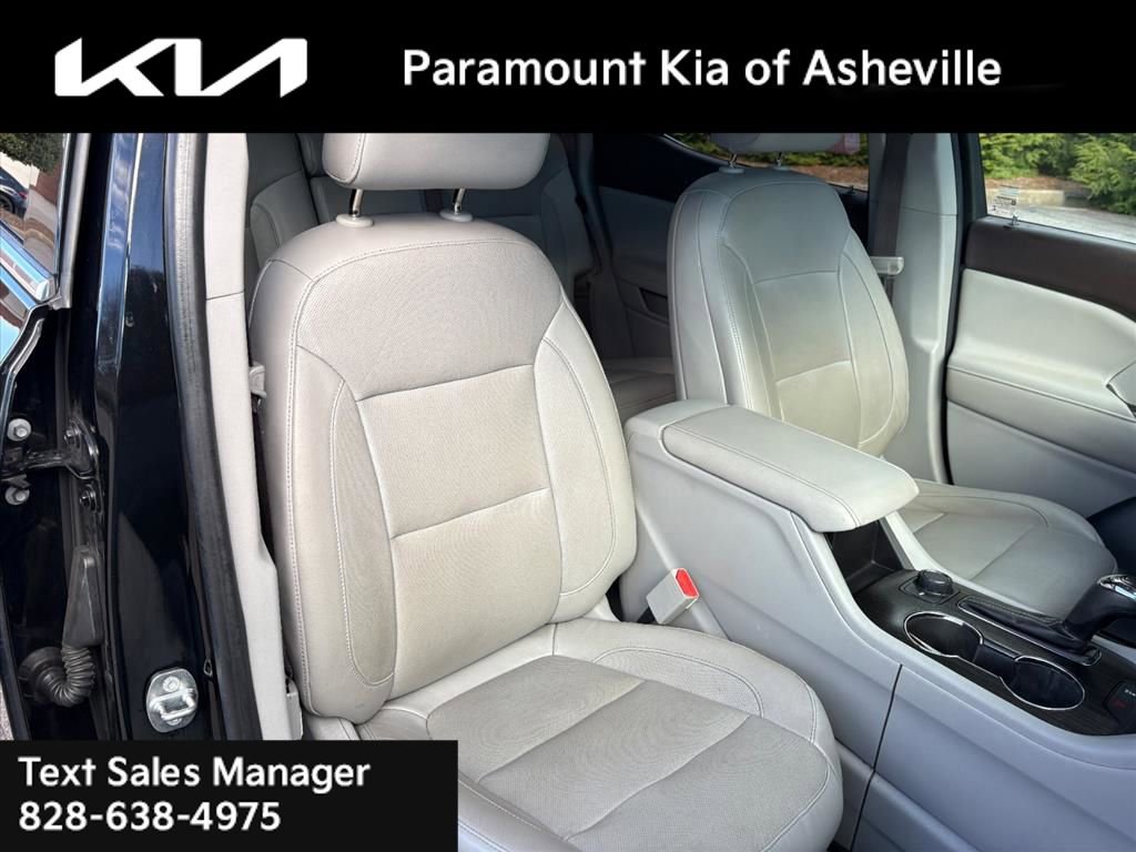 Used 2017 GMC Acadia SLT image 21