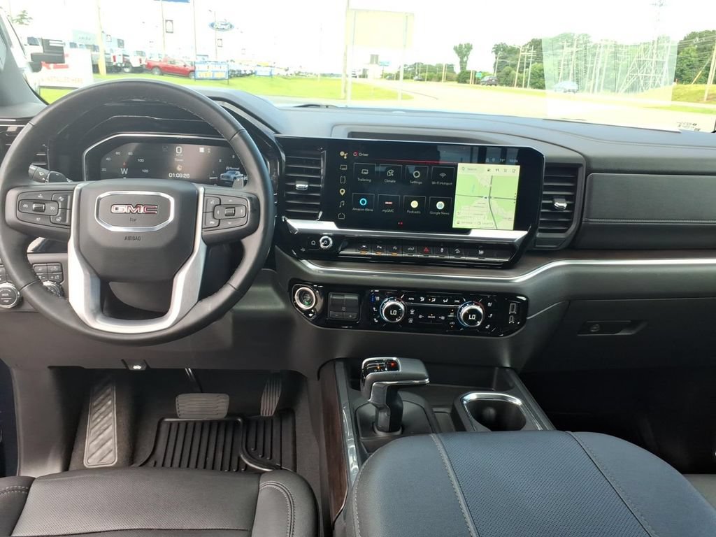 Used 2023 GMC Sierra 1500 SLT w/ SLT Premium Plus Package AWD/4WD image 22