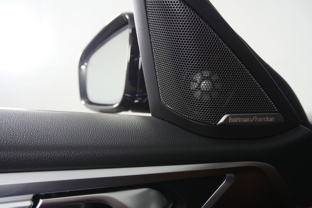 New 2026 BMW i4 eDrive40 w/ M Sport Package RWD image 9