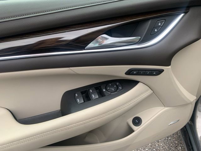 Used 2019 Buick LaCrosse Essence w/ Sights and Sounds Package image 13