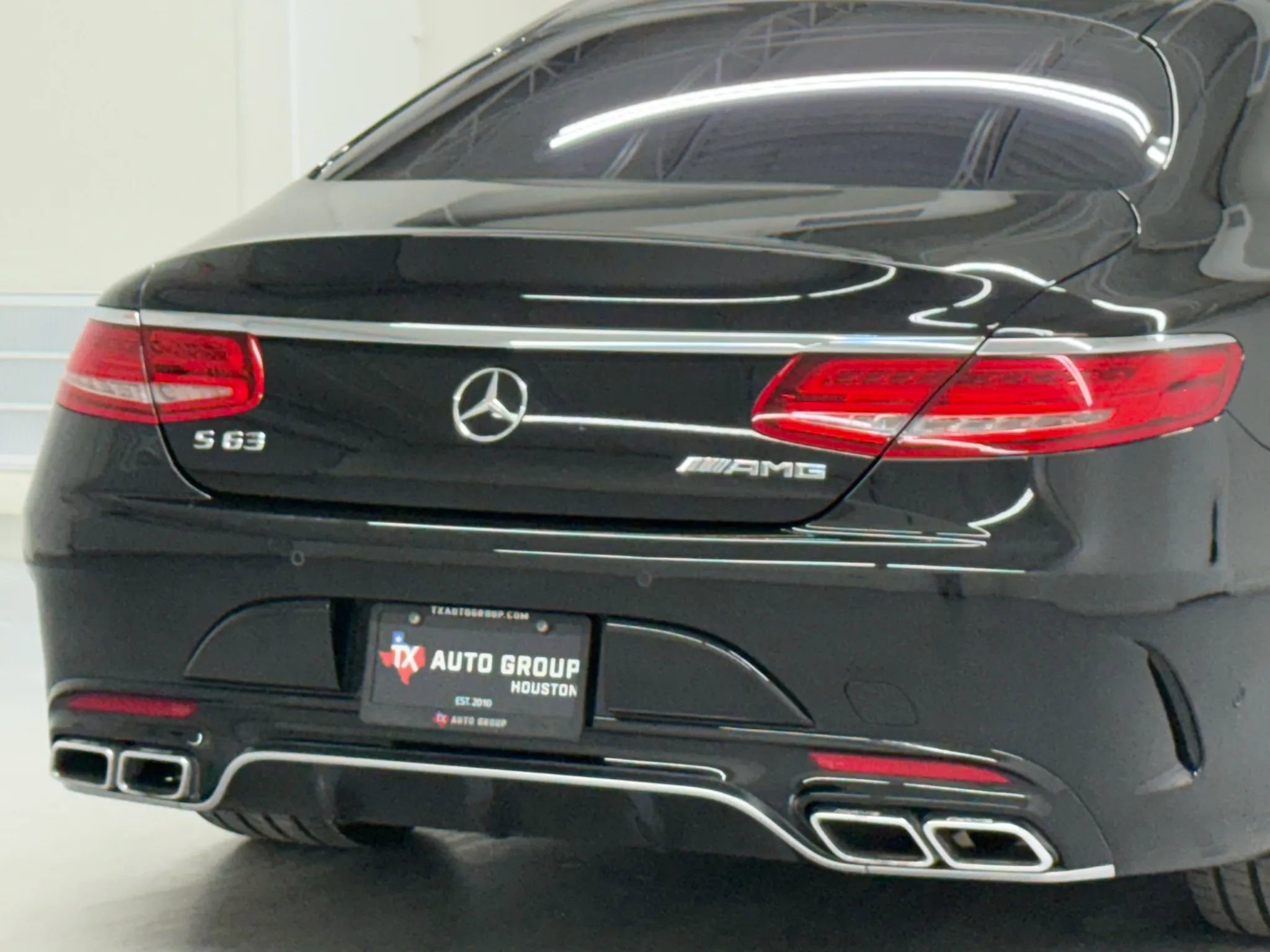 Used 2015 Mercedes-Benz S 63 AMG 4MATIC Coupe image 32