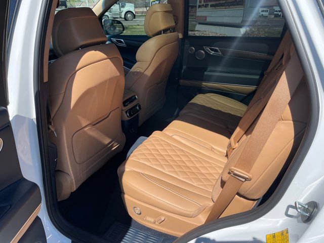 Used 2023 Genesis GV80 3.5T w/ Prestige Package image 16