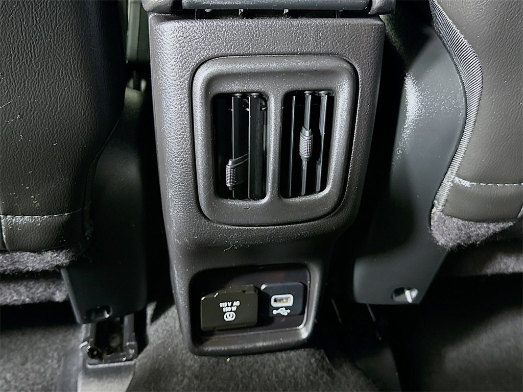 Used 2020 Jeep Compass Latitude w/ Popular Equipment Group image 28