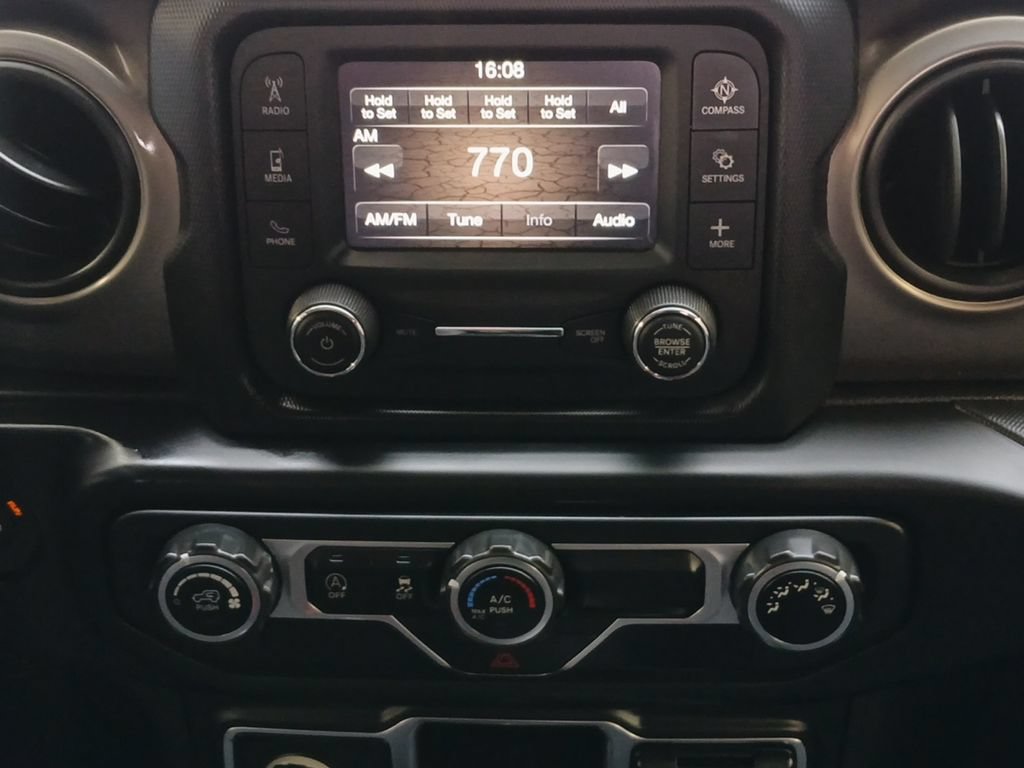 Used 2020 Jeep Wrangler Sport AWD/4WD image 8