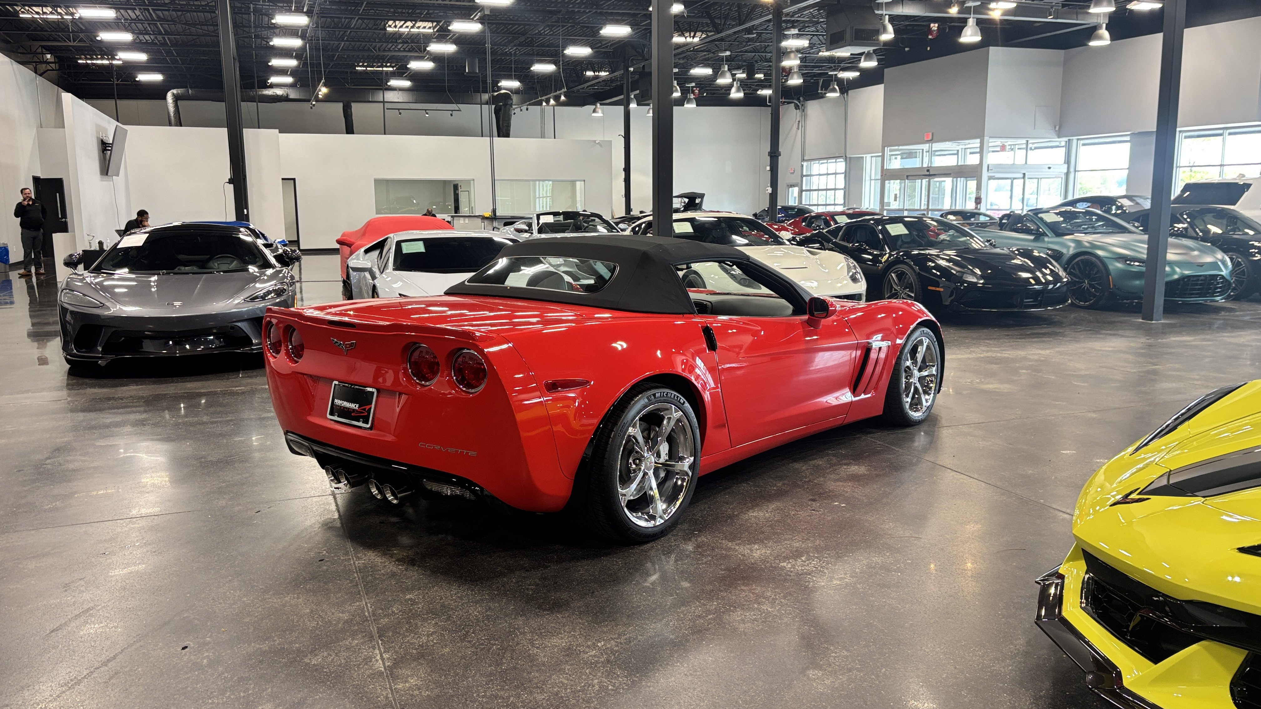 Used 2011 Chevrolet Corvette Grand Sport w/ Preferred Equipment Group RWD image 6