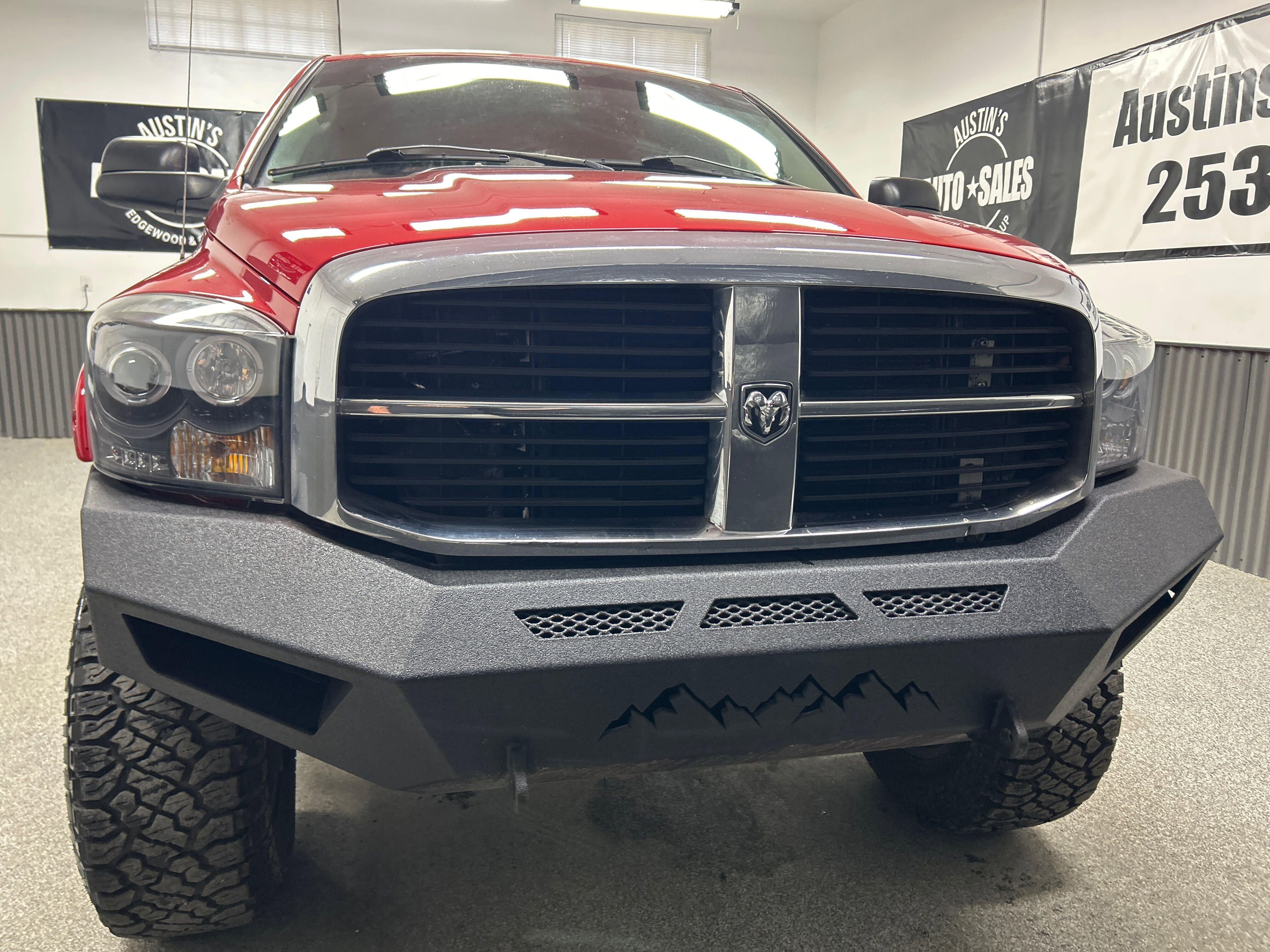 Used 2006 Dodge Ram 3500 Truck SLT w/ Protection Group AWD/4WD image 2