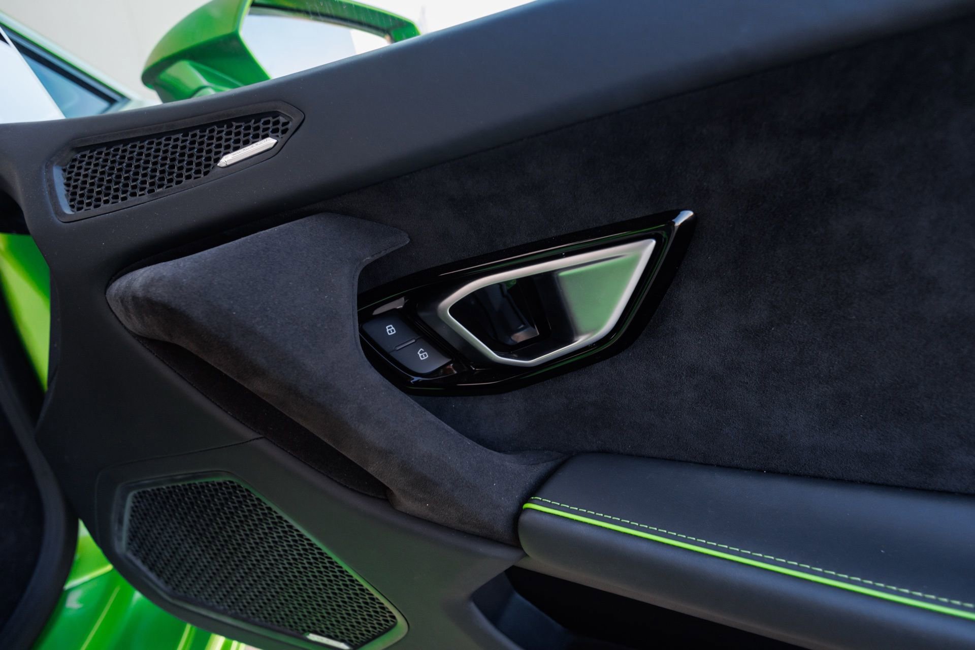 Used 2023 Lamborghini Huracan Tecnica image 46