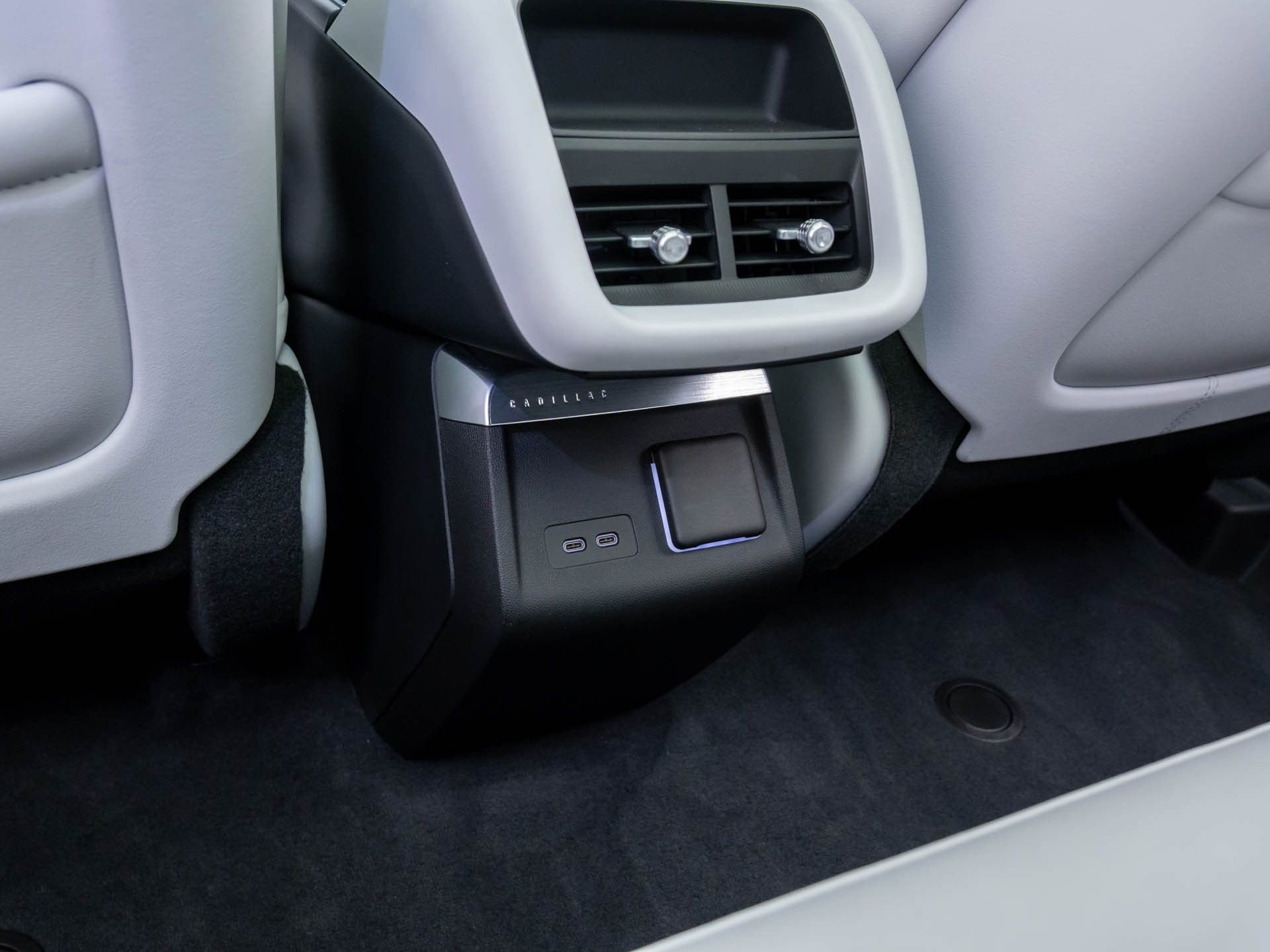 Certified 2024 Cadillac Lyriq Luxury w/ LPO, Floor Liner Package image 23