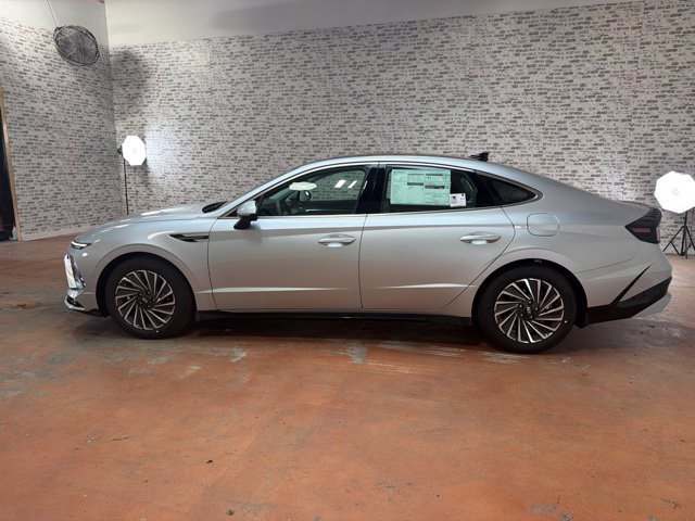 New 2026 Hyundai Sonata Limited FWD image 4