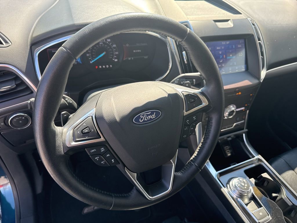 Used 2020 Ford Edge Titanium w/ Equipment Group 301A image 21