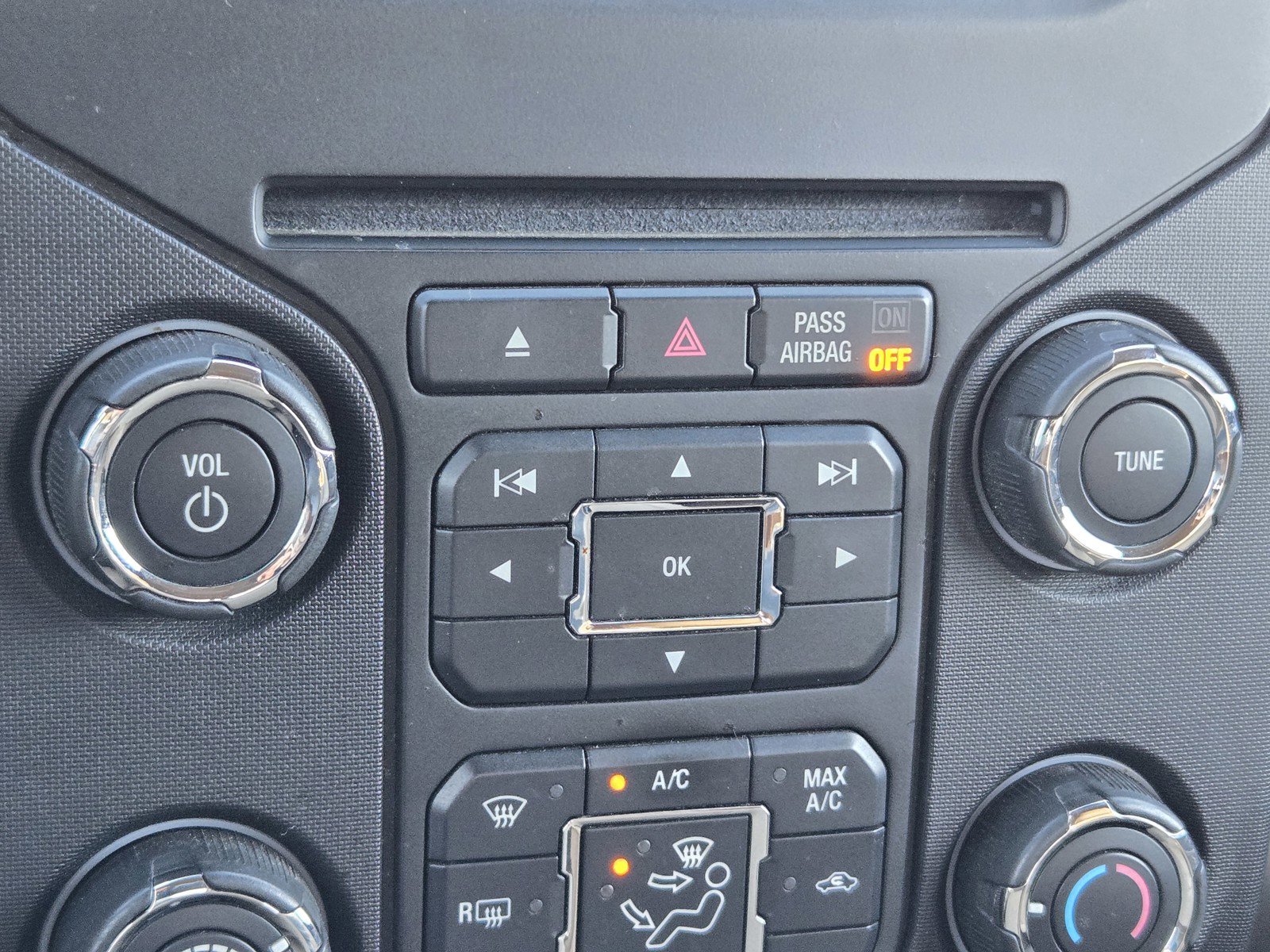 Used 2013 Ford F150 XLT w/ Luxury Equipment Group image 20