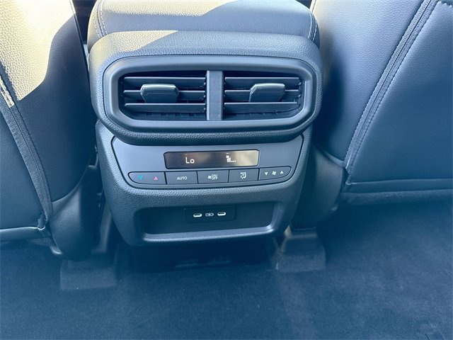 New 2025 Honda Pilot Touring image 24