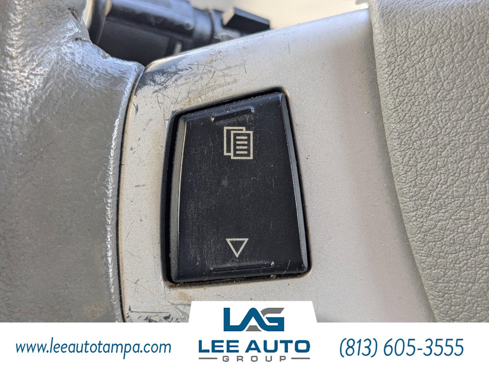 Used 2010 Chrysler Town & Country Touring image 24