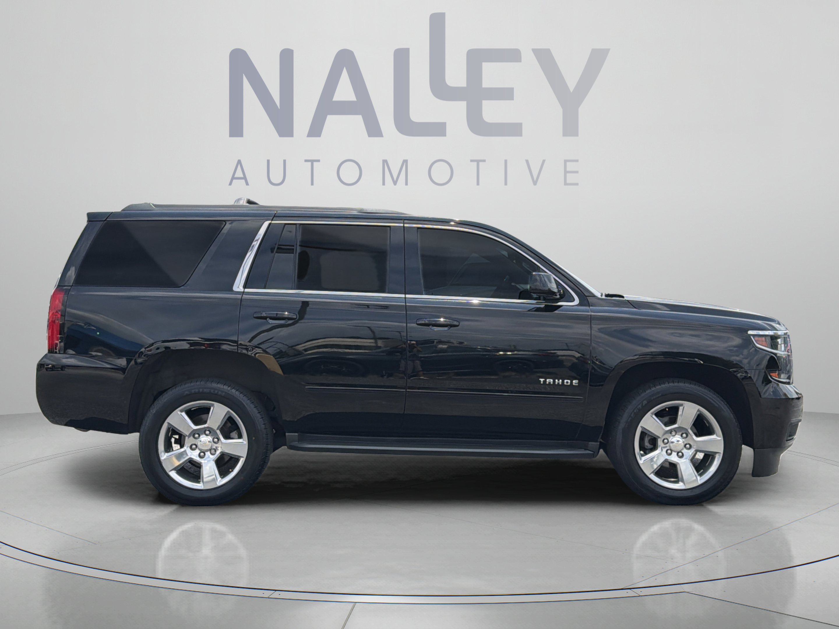 Used 2018 Chevrolet Tahoe LS w/ All-Season Package AWD/4WD image 6