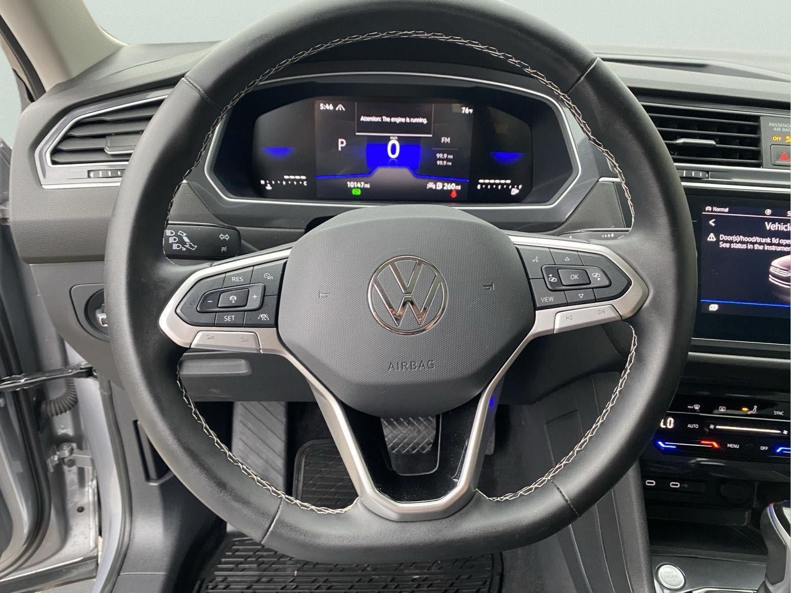 Used 2024 Volkswagen Tiguan SE AWD/4WD image 21