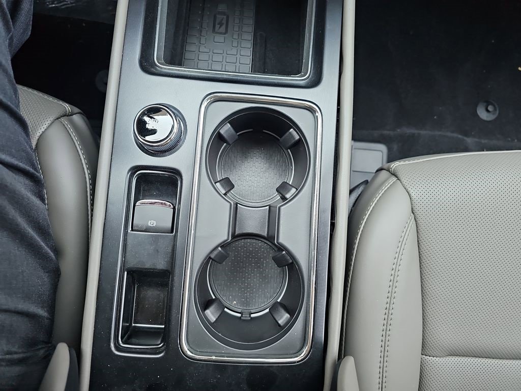 New 2025 Lincoln Corsair Reserve image 29