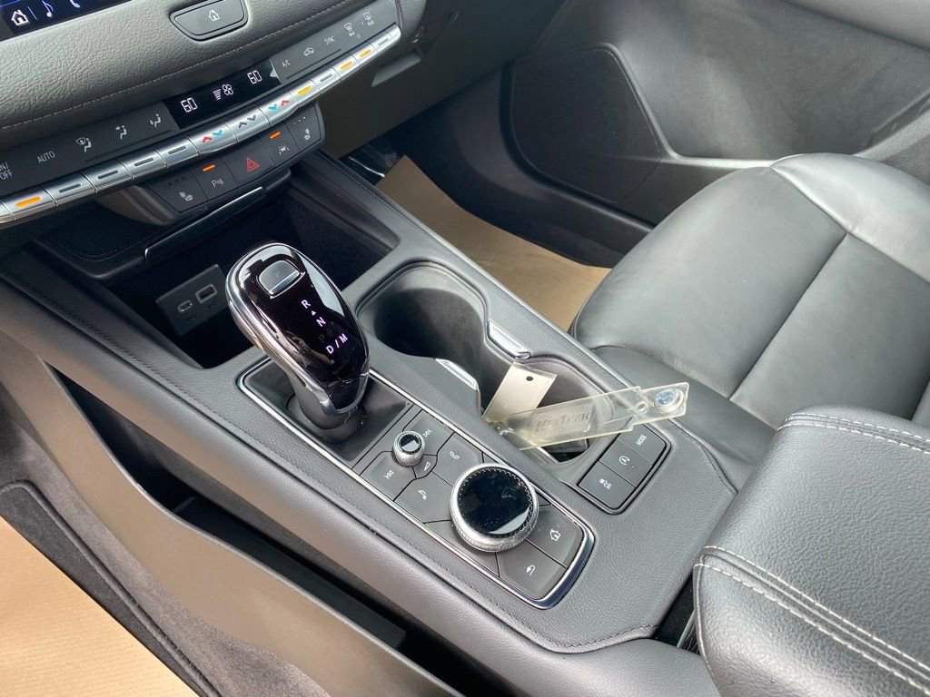 Used 2023 Cadillac XT4 Premium Luxury w/ Cold Weather Package image 18