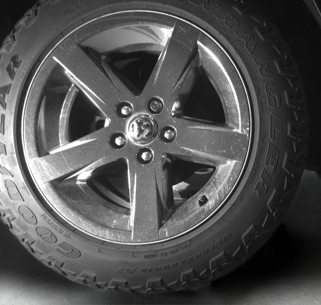Used 2018 RAM 1500 Express w/ Express Value Package AWD/4WD image 14