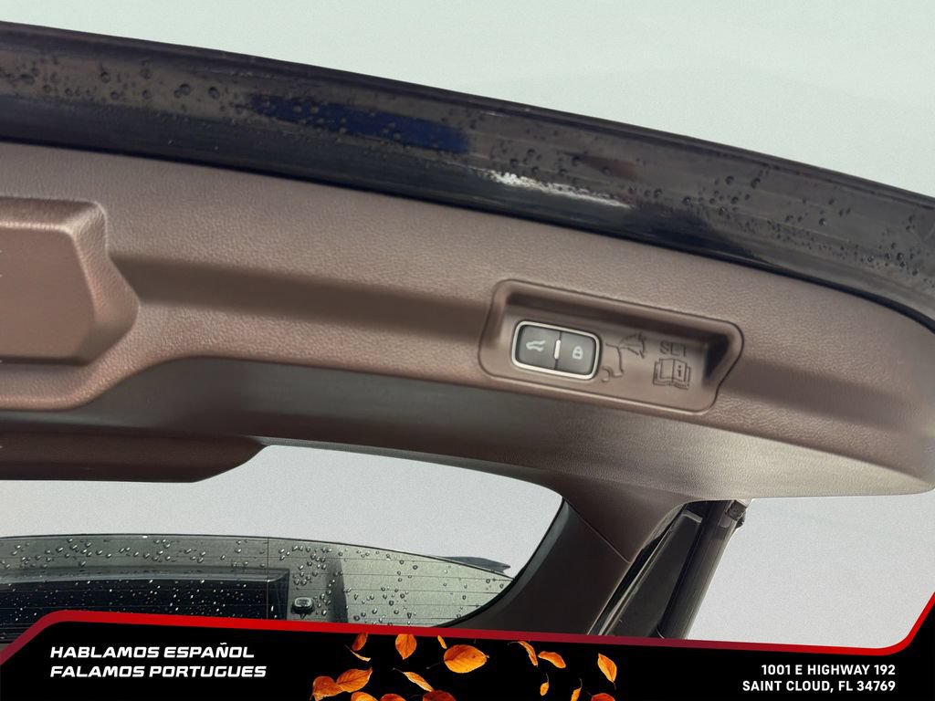 Used 2023 Ford Explorer King Ranch w/ Technology Package RWD image 26