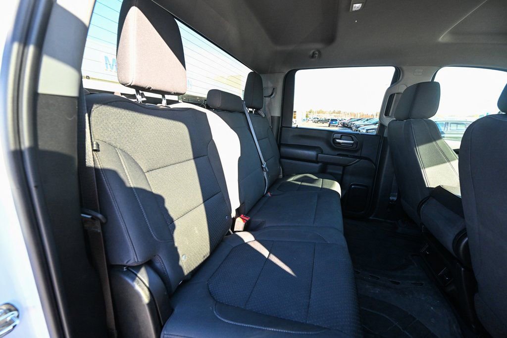 Used 2022 Chevrolet Silverado 2500 Custom w/ Custom Value Package image 27