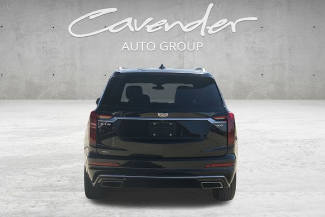 Used 2023 Cadillac XT6 Premium Luxury image 5
