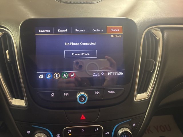 Used 2020 Chevrolet Malibu Premier image 35