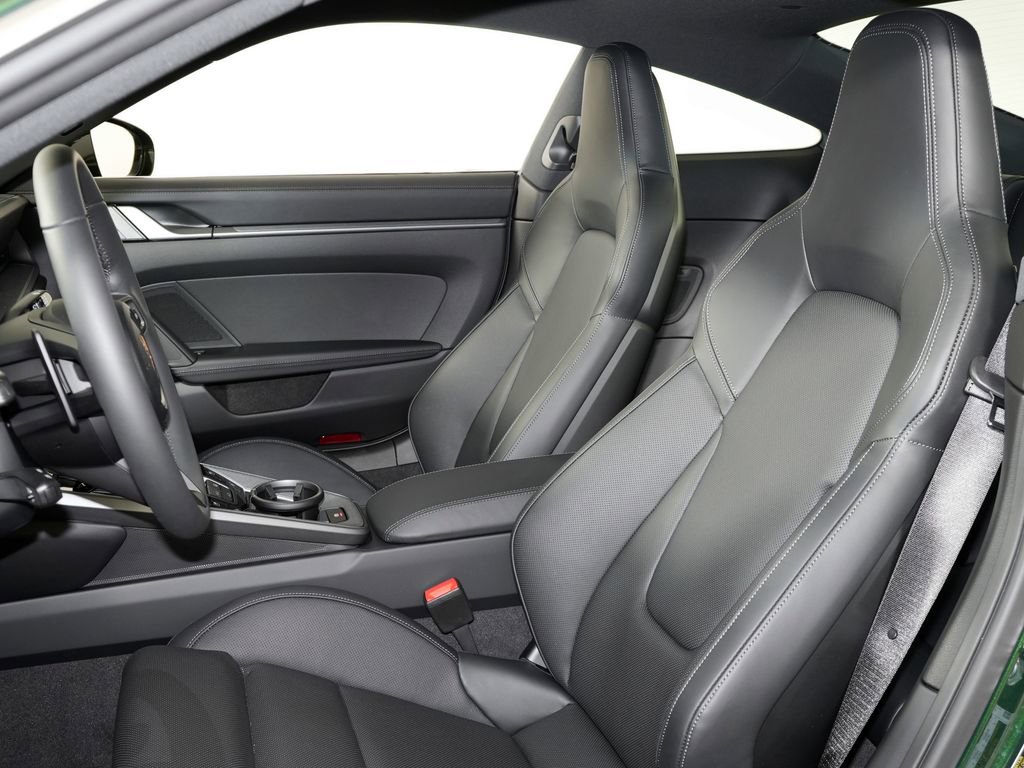 New 2026 Porsche 911 Carrera RWD image 5