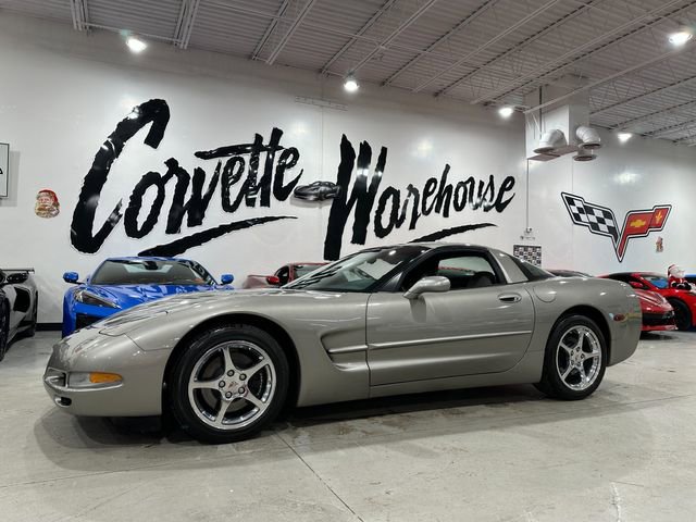 Used 2002 Chevrolet Corvette Coupe image 1