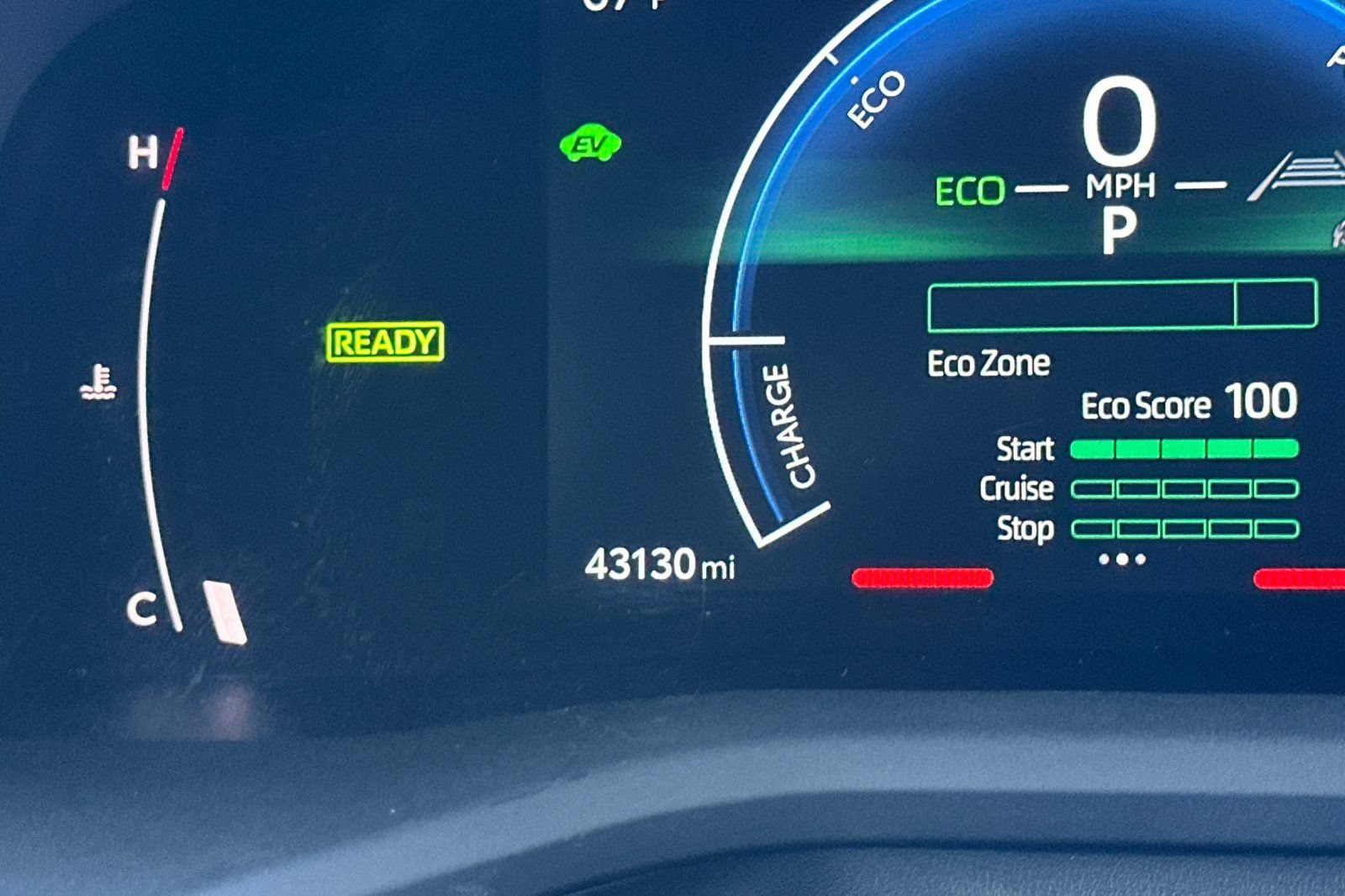 Certified 2025 Toyota Camry SE FWD image 21