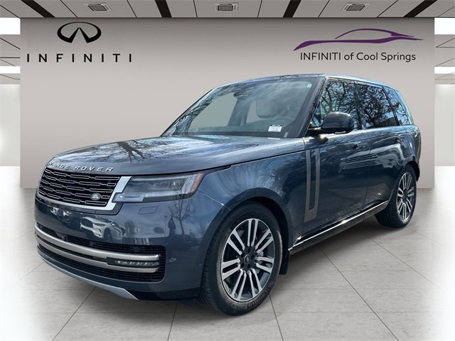 Used 2024 Land Rover Range Rover SE image 3