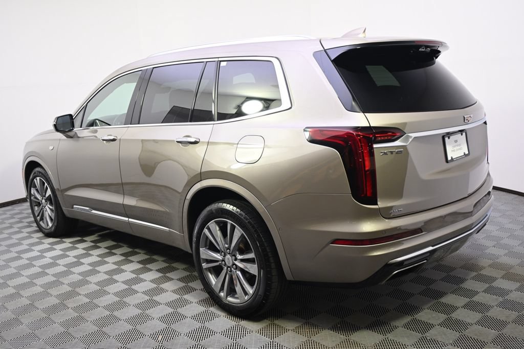 Used 2022 Cadillac XT6 Premium Luxury w/ Platinum Package AWD/4WD image 3