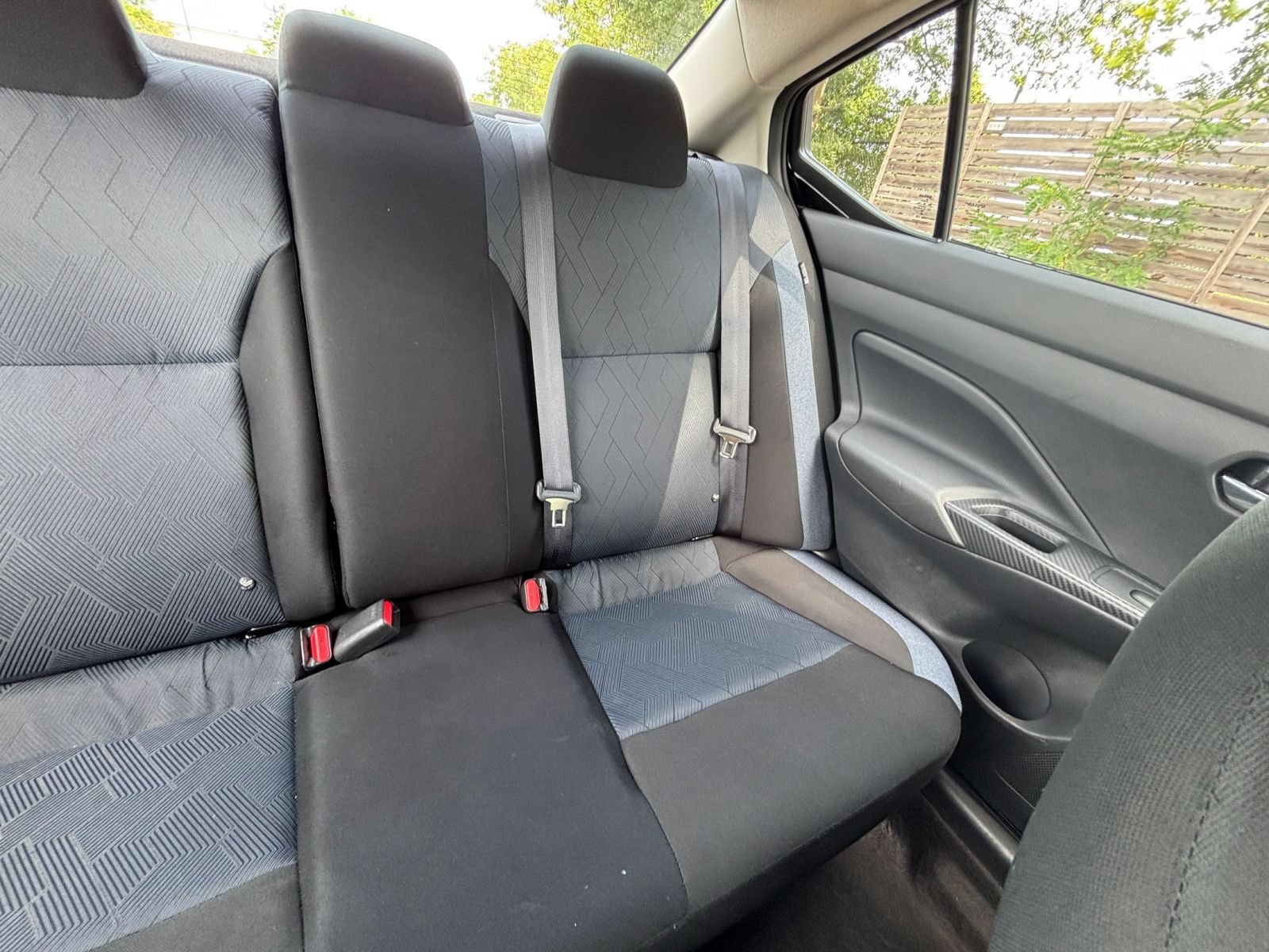 Used 2025 Nissan Versa SV FWD image 36