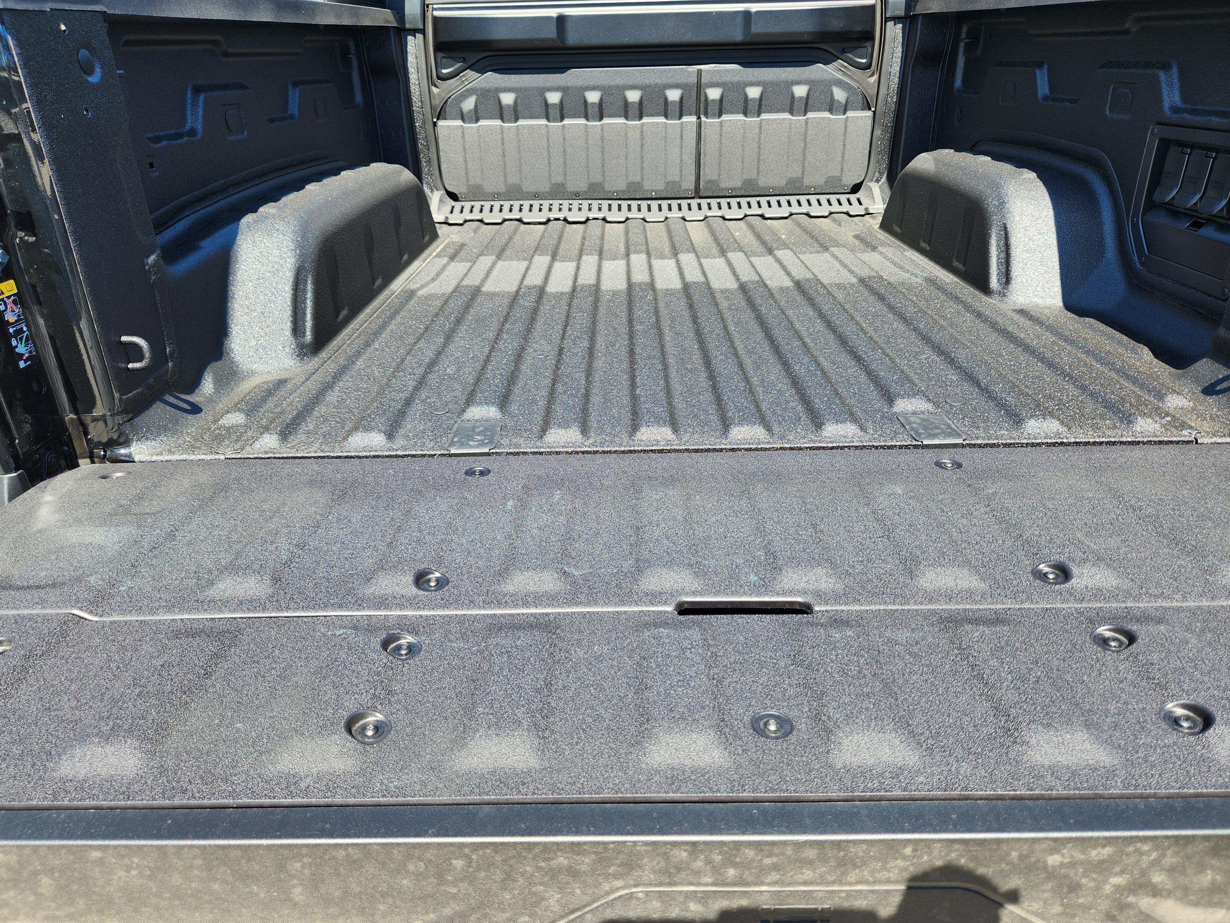 New 2026 Chevrolet Silverado EV Trail Boss w/ Premium Package image 25