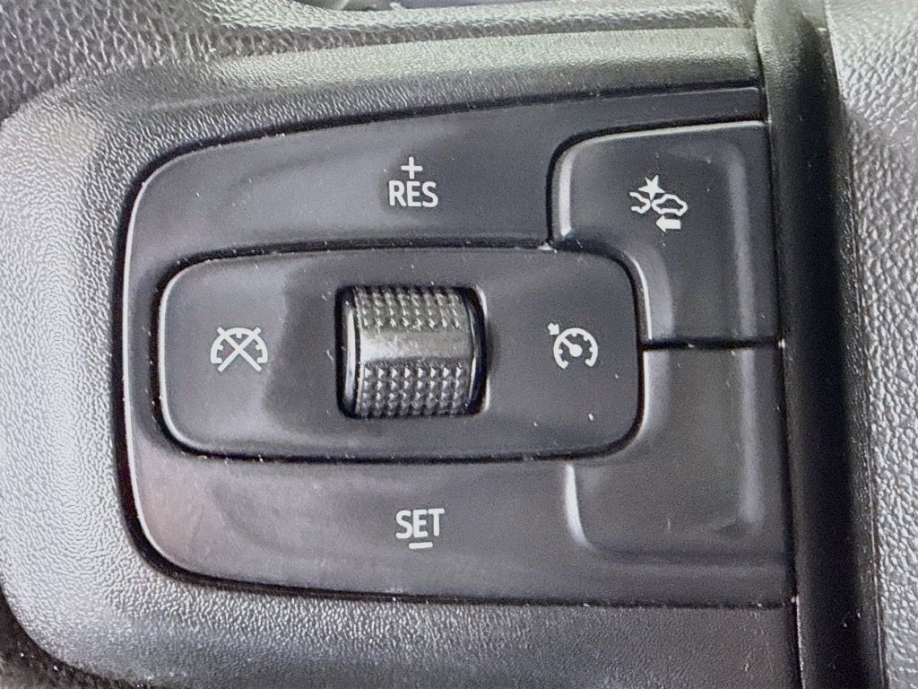 Used 2022 Chevrolet Silverado 1500 W/T RWD image 13