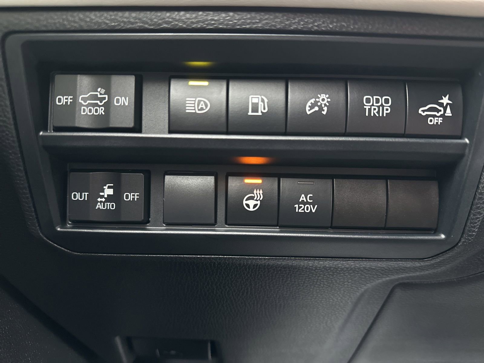 Used 2022 Toyota Tundra Capstone AWD/4WD image 55