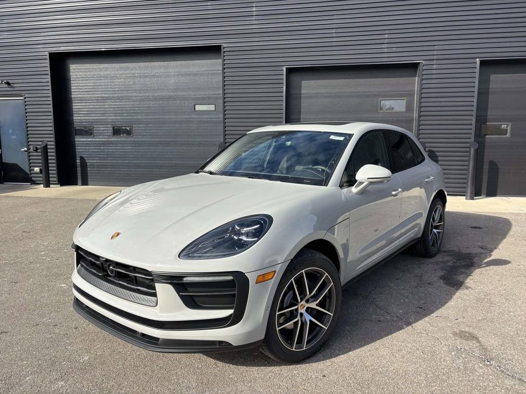 New 2026 Porsche Macan image 1