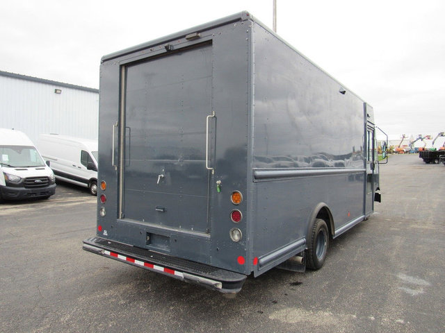 Used 2019 Ford E-450 and Econoline 450 Super Duty RWD image 5