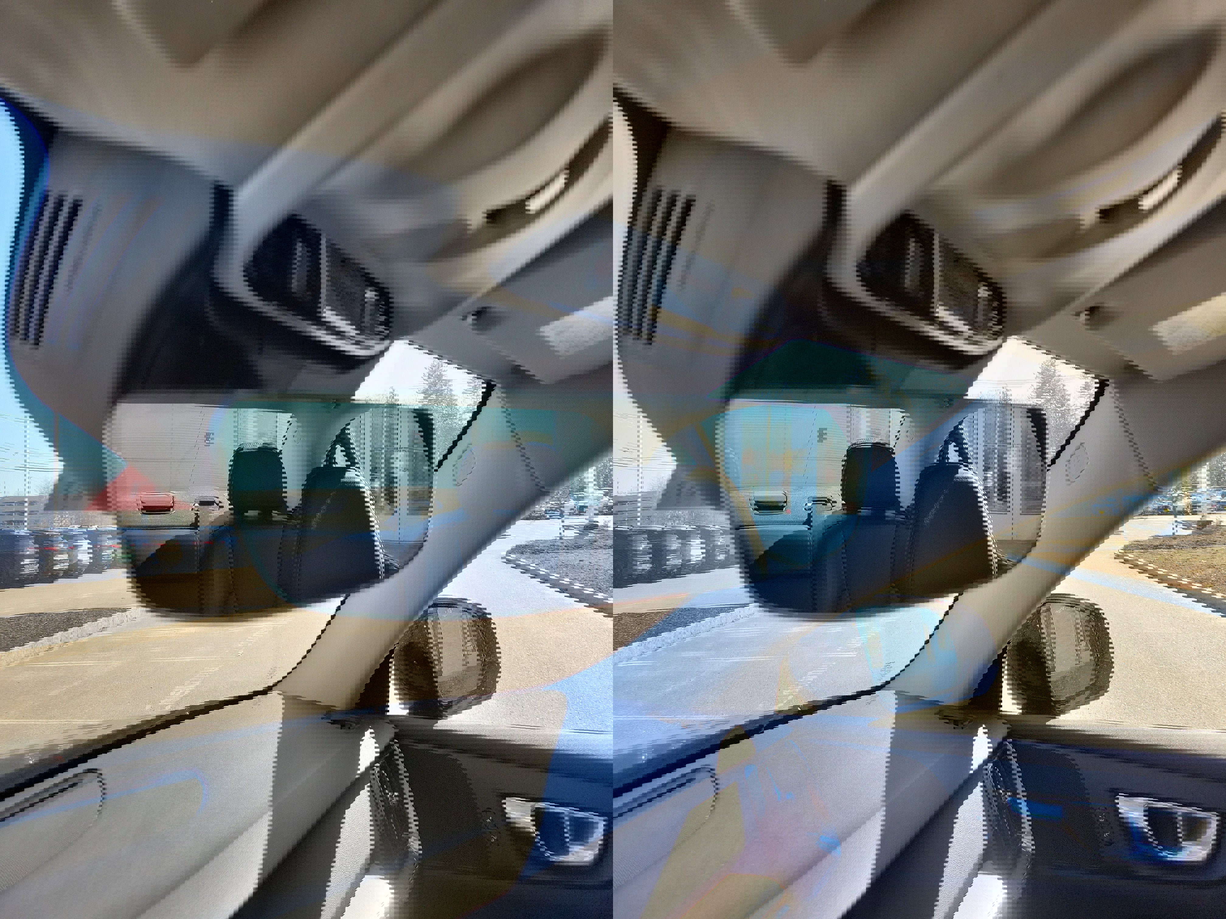 Used 2021 Volvo S60 T5 Momentum w/ Premium Package image 27