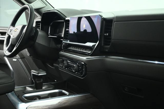 Used 2023 Chevrolet Silverado 1500 LTZ w/ Technology Package AWD/4WD image 56
