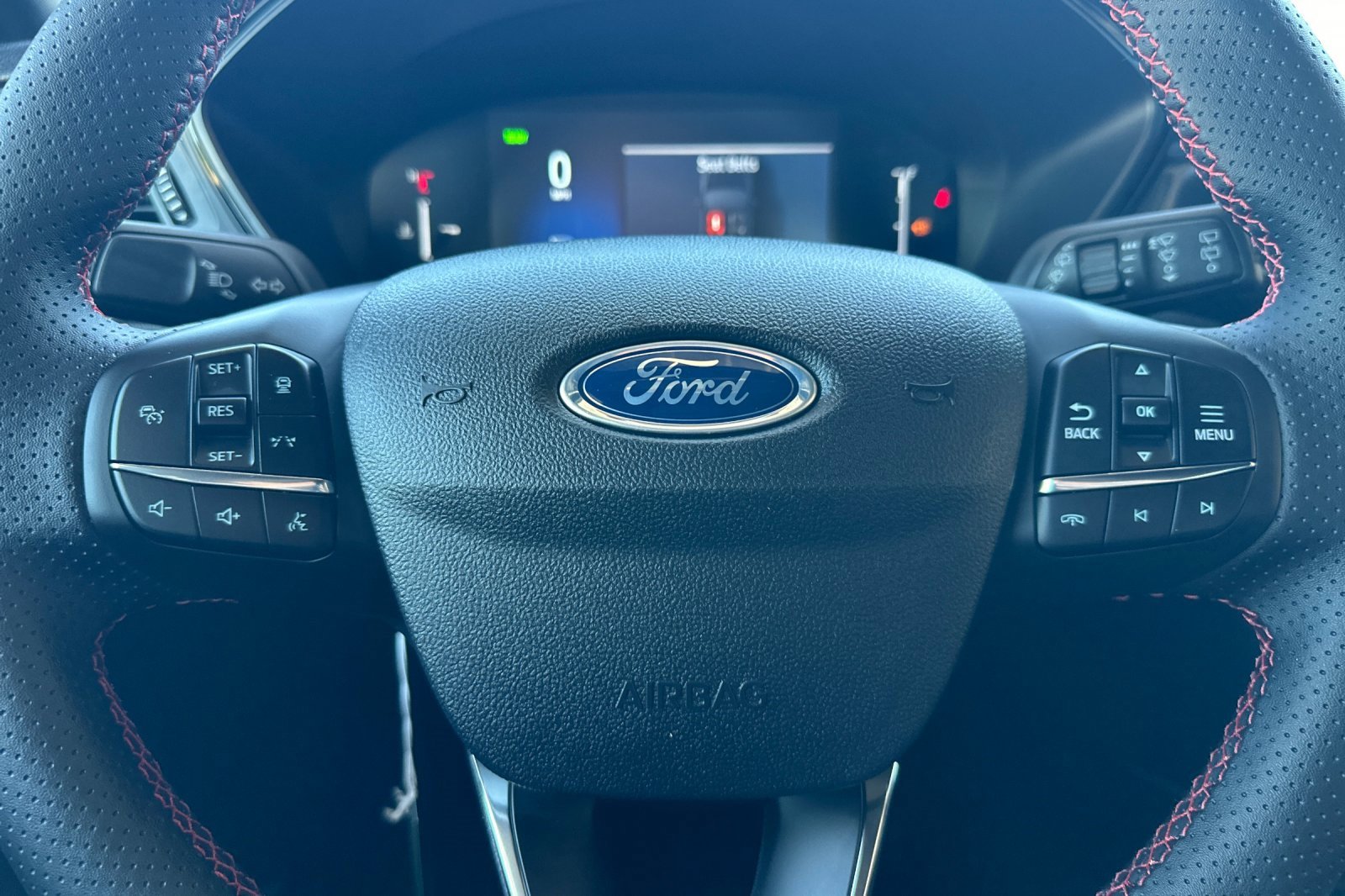 New 2025 Ford Escape ST-Line w/ Equipment Group 301A image 24