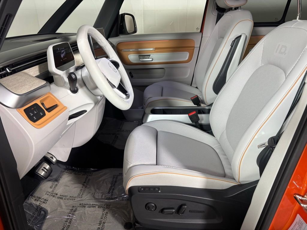 New 2025 Volkswagen ID. Buzz 1st Edition image 9