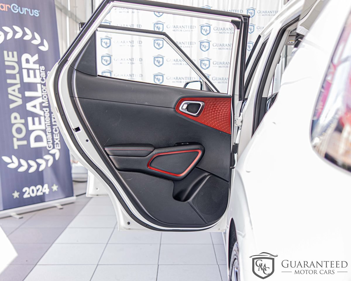 Used 2023 Kia Soul GT-Line FWD image 33