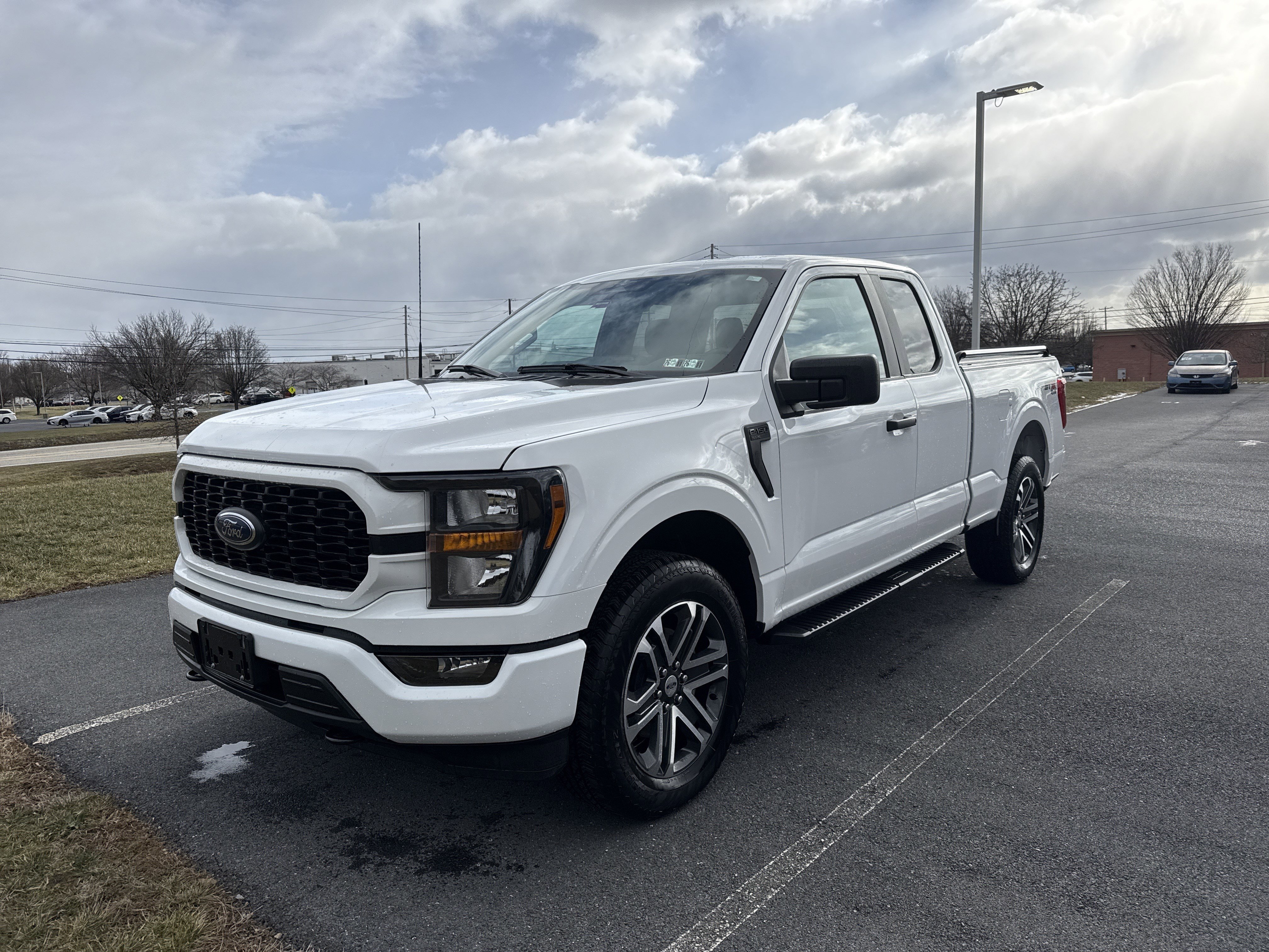 Used 2023 Ford F150 XL w/ STX Appearance Package image 4