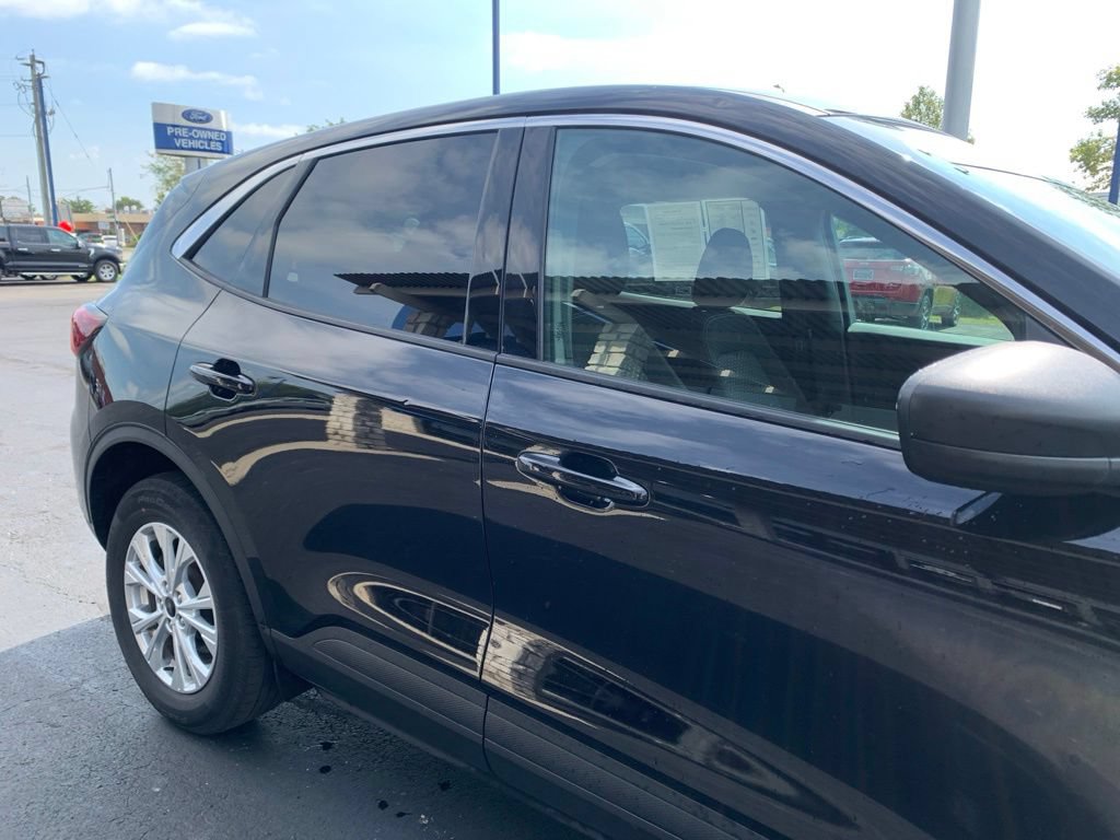 Used 2023 Ford Escape Active AWD/4WD image 15
