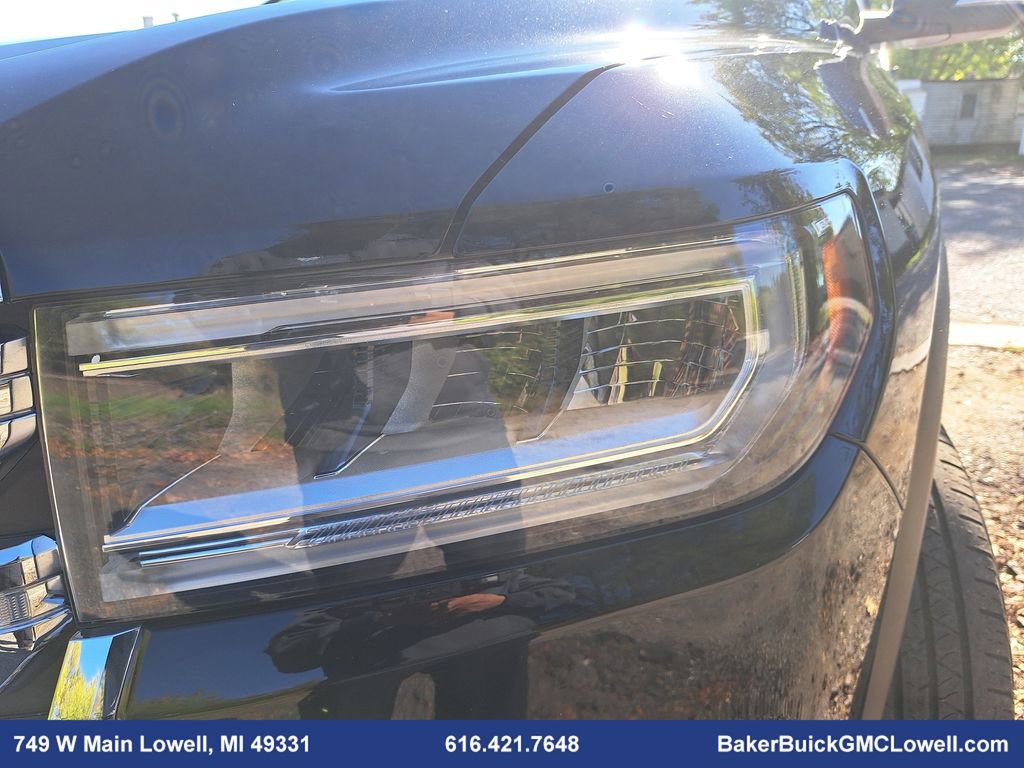 Used 2023 GMC Acadia SLE w/ Driver Convenience Package image 33